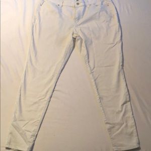 Jennifer Lopez White Skinny Jean